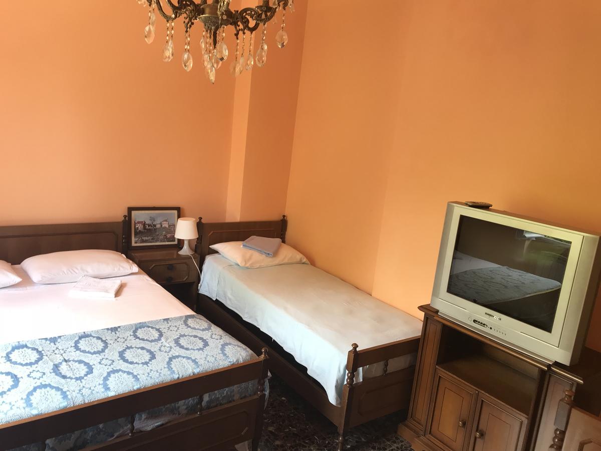 Albergo Delfino San Pietro d'Olba Exteriér fotografie